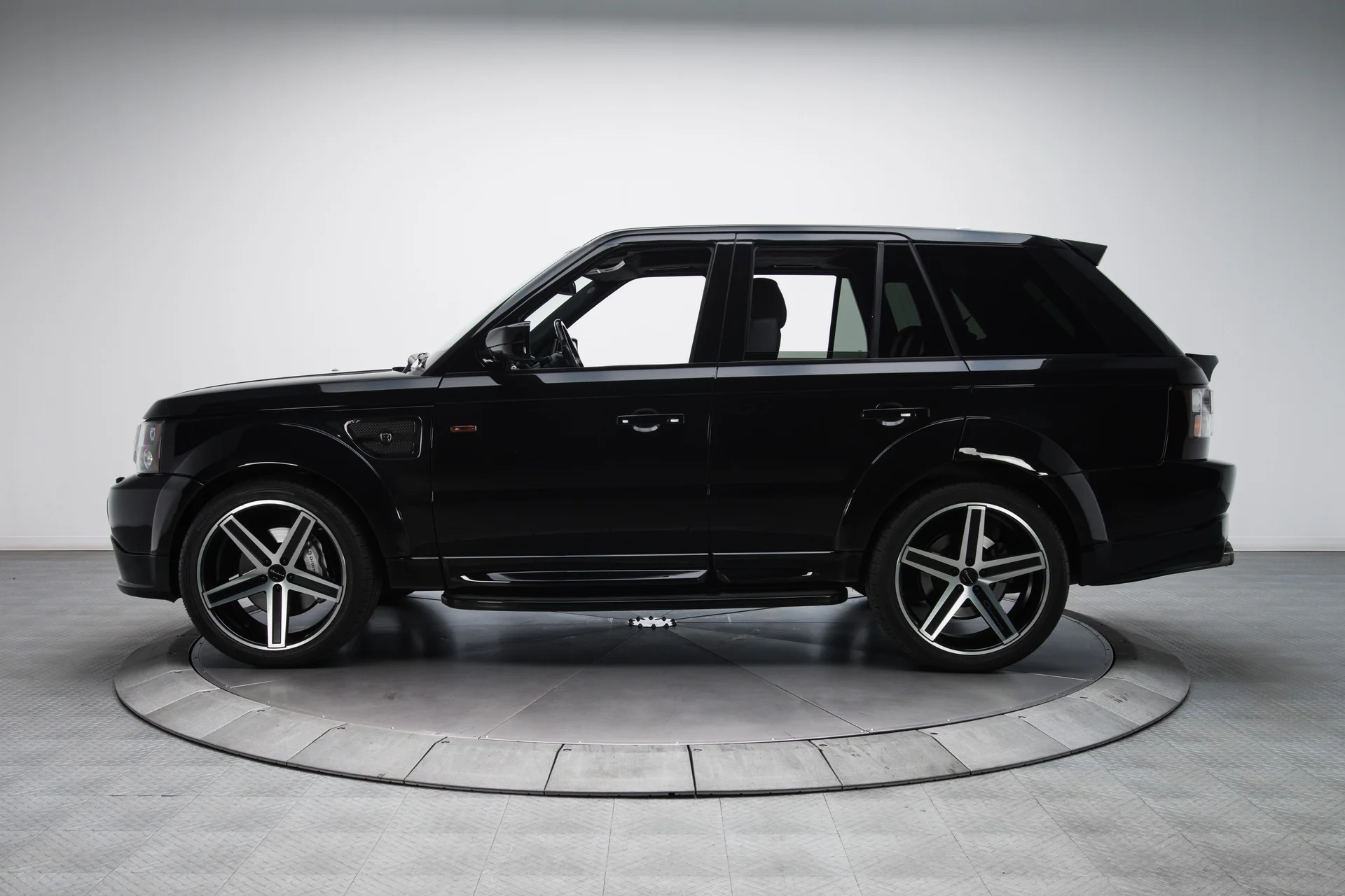 2008 Land Rover Ranger Rover Sport - Image 2